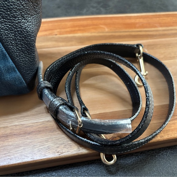 NEW WITHOUT TAGS! Coach Black and Denim Blue Bag with crossover option. - Picture 4 of 12